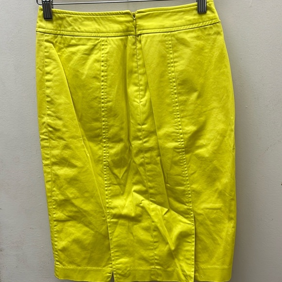 Pencil Skirt In Bright Yellow Size 4 - Picture 5 of 10